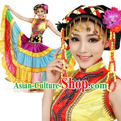Traditional Yi Dance Costumes and Headdress for Women