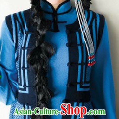 Chinese Traditional Mongolian Clothing