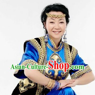 Chinese Traditional Mongolian Clothes for Women