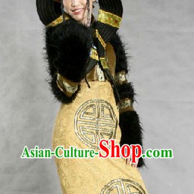 Chinese Traditional Mongolian Suit and Hat for Women