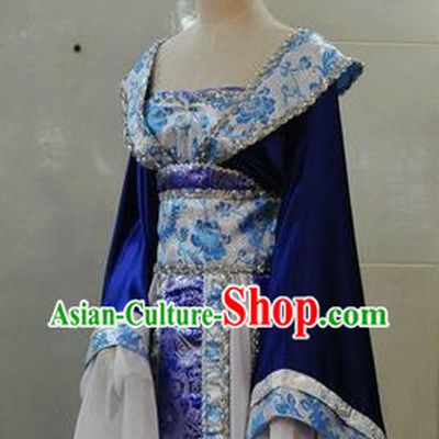 Ancient Chinese Long Trail Hanfu Clothing for Women