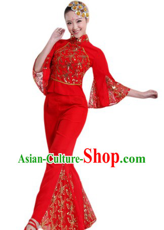 Traditional Chinese Red Yangge Dance Costumes and Headpiece for Ladies