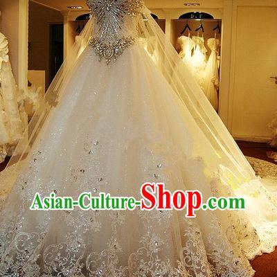 Stunning Chinese Bridal Wedding Dress and Veil