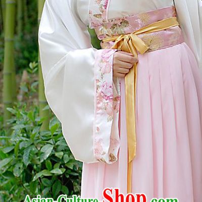 Ancient Chinese Han Clothing for Women