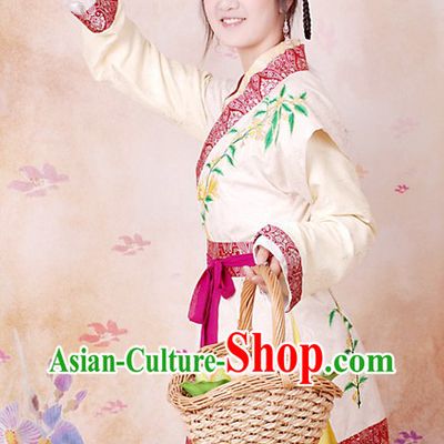 Ancient Chinese Embroidered Flower Costumes for Women