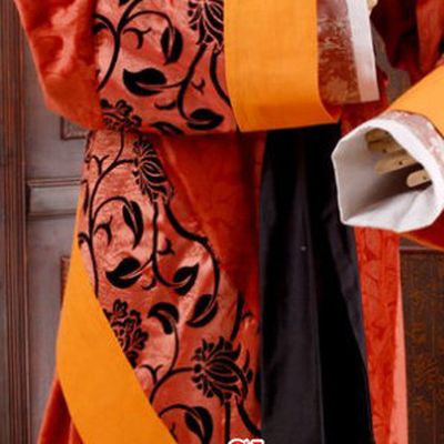 Ancient Chinese Han Dynasty Royal Women Costumes