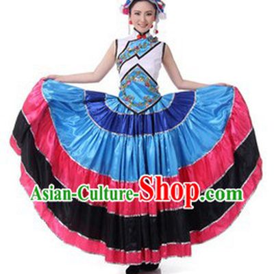 Traditional Chinese Yi Minority Clothing and Hat for Women