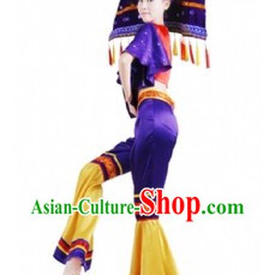 Traditional Chinese Buyi Tribe Clothing and Hat for Women