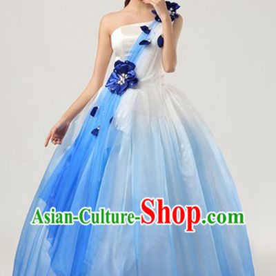 Traditional Chinese Solo Competition Costumes for Women