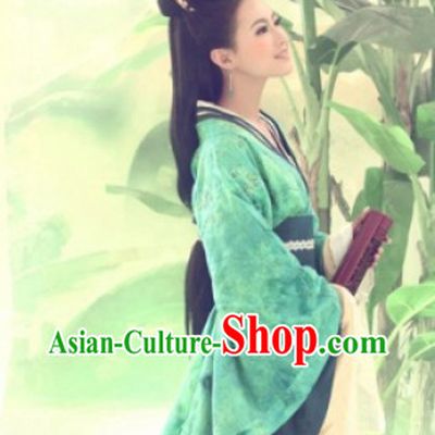 Ancient Chinese Green Han Dynasty Robe for Women