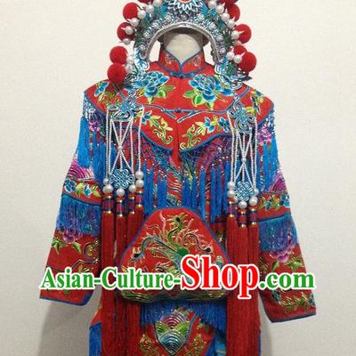 Ancient Chinese Female Heroine Costumes and Butterfly Helmet