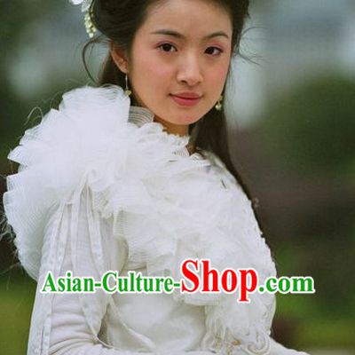 Ancient Chinese White Flower Swordswoman Costumes