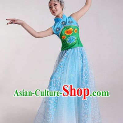 Chinese Classical Stage Performance Costumes and Headpieces