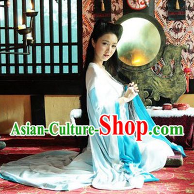 Xue Kaiqi Painted Skin TV Drama Serious Costume