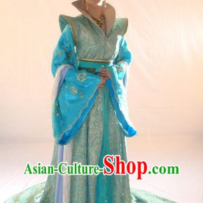 Ancient China Princess Blue Clothing Complete Set and Hair Accessories