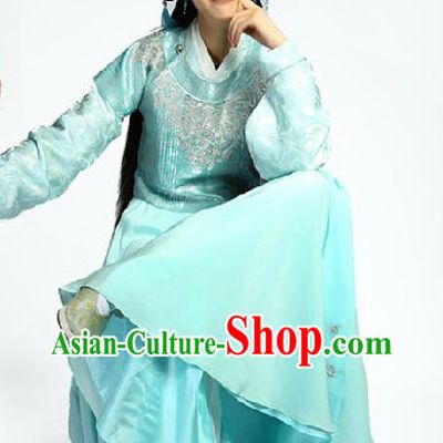 China Ming Dynasty Light Blue Female Clothing