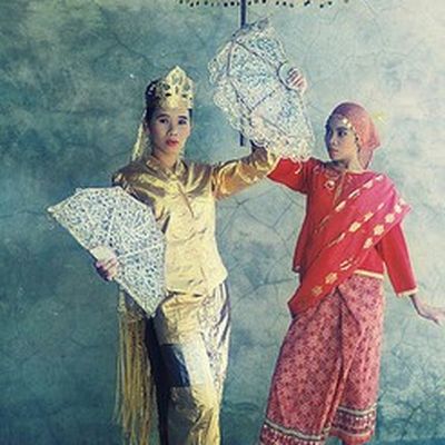 Traditional Philippine Dance SingKil Costume