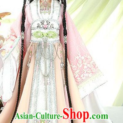 Traditional Chinese Cosplay Costumes and Headpieces
