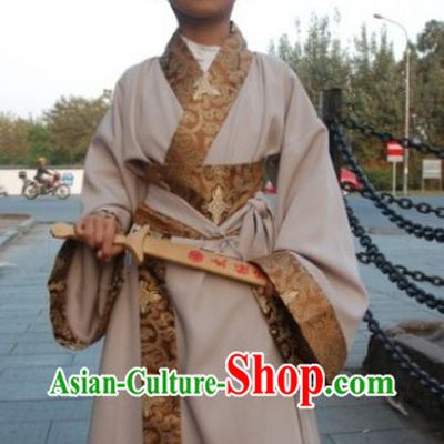 Traditional Clothing and Helmet of the Han Chinese Kids