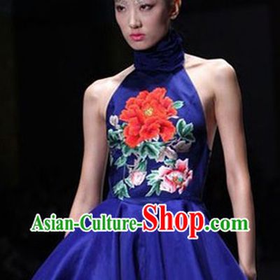 Traditional Chinese Embroidered Peony Evening Dress