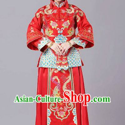 Traditional Chinese Red Wedding Dress Outfit for Brides