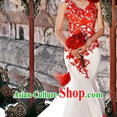 2013 New Design Romantic White Long Tail Wedding Dress