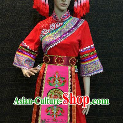 Guang Xi Zhuang Tribe Minority Ethnic Clothes and Headdress for Women