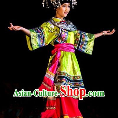 Traditional Chinese Miao Clothing for Women