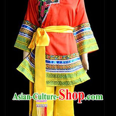 Traditional Chinese Miao Clothes and Belt for Women