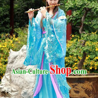 Traditional Chinese Tang Dynasty Clothes and Hair Accessories for Women