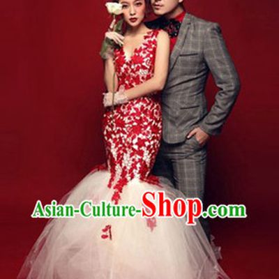 Photography Studio Use Fish Tail Wedding Dress and Suit for Brides and Bridegroom