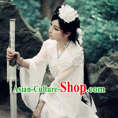 Pure White Ancient Chinese Fairy Cosplay Costumes and Headwear Complete Set