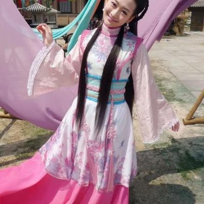 Chinese Female Heroine Hua Mulan Costumes and Hair Accessories Complete Set