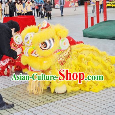 Yello Wool Fut San Competition and Parade Lion Dance Costume Complete Set
