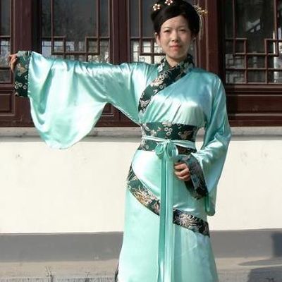 Ancient Chinese Princess Outfit and Umbrella Complete Set