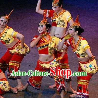 Chinese Yi People Dance Costumes and Hat