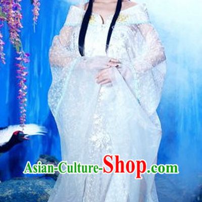 Ancient Chinese Musician White Clothes