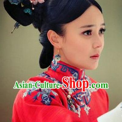 Chinese Traditional Wedding Dress and Hair Accessories