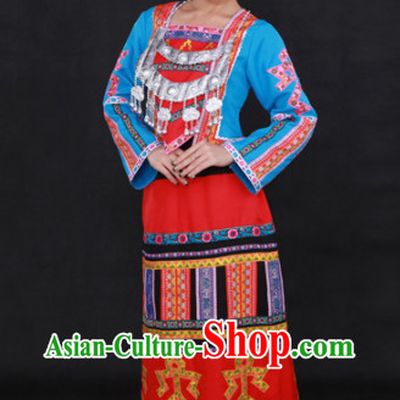 Li 56 Ethnic Minority Dresses and Headgear Complete Set