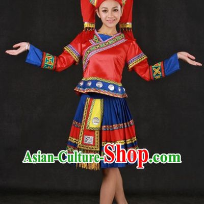 China Guangxi Zhuang People Clothes and Headwear