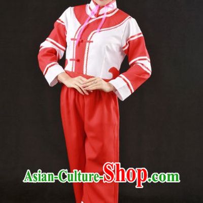 Traditional Chinese Maonan Clothes and Hat for Women