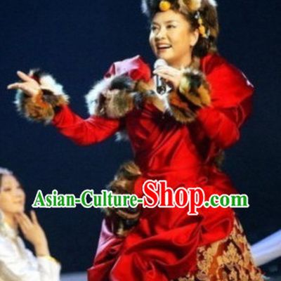 Chinese Tibetan Singer Costumes and Hat Complete Set