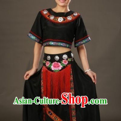 Chinese Yilao Ethnic Minority Costumes and Hat Complete Set