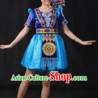 Zhuang National Dance Costumes and Hat Complete Set for Women