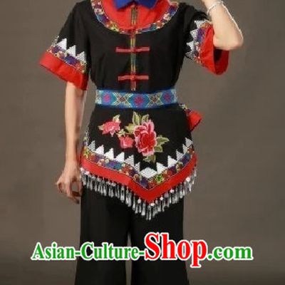 Zhuang Ethnic Traditional Costumes and Hat Complete Set for Women
