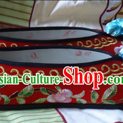 Traditional Beijing Opera Hua Dan Embroidered Shoes