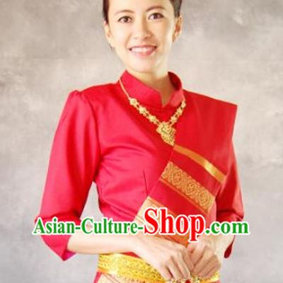Traditional Thailand Outfit for Women 1