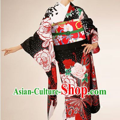 Traditional Japanese Peony Kimono Set for Women