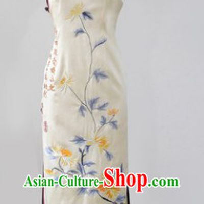 Traditional Chinese Minguo Time Silk Embroidered Long Cheongsam