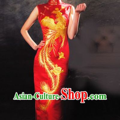 Traditional Chinese Silk Red Embroidered Phoenix Qipao